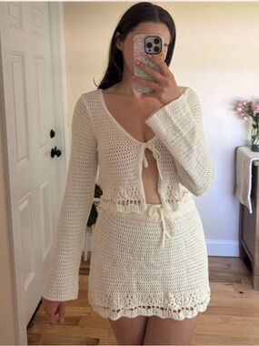Hollister Cream Crochet Knit Mini Skirt Set